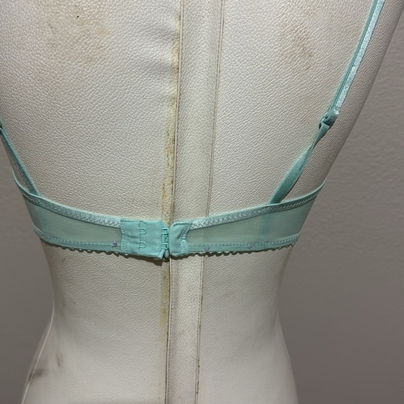 Savage X Fenty FREE SPIRIT FLORAL UNLINED PLUNGE BRA - Picture 5 of 6